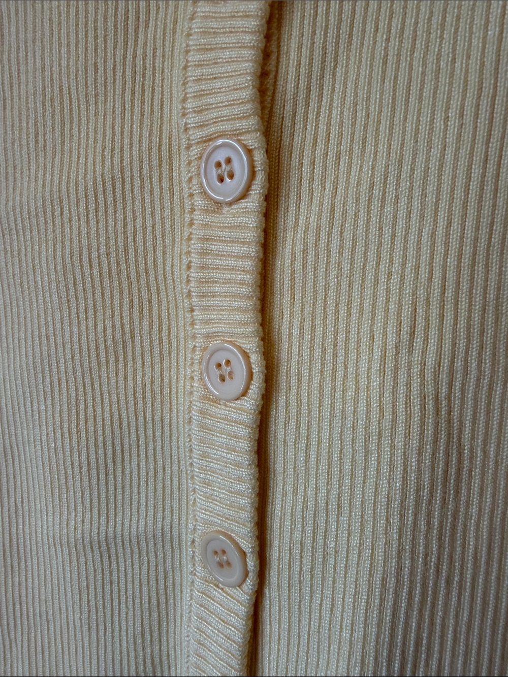 RIHOAS Pale Yellow Ribbed Button-Front Tank - Picture 4 of 5